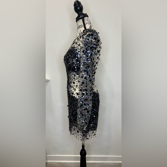 JOVANI SHORT & COCKTAIL 171300
Brand: Jovani Cocktail
Style #: 171300 never worn - Picture 6 of 14